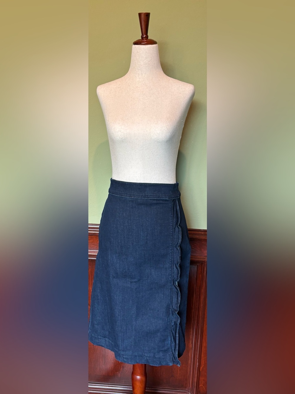 Ann Taylor dark blue Jean pencil skirt